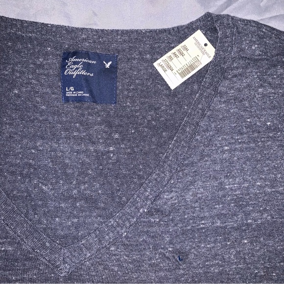 lightweight deep V sweater in heathered navy - Picture 2 of 8